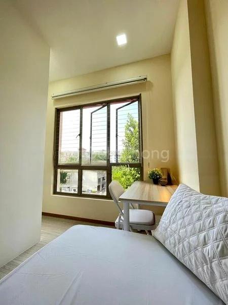 Common Room (Condo) for Rent in  148 Pasir Panjang Road - Image 7
